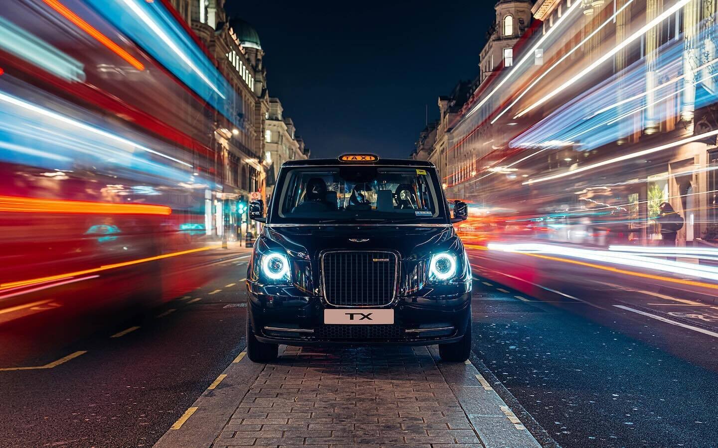 Londra limita le auto più inquinanti: i bambini respirano meglio