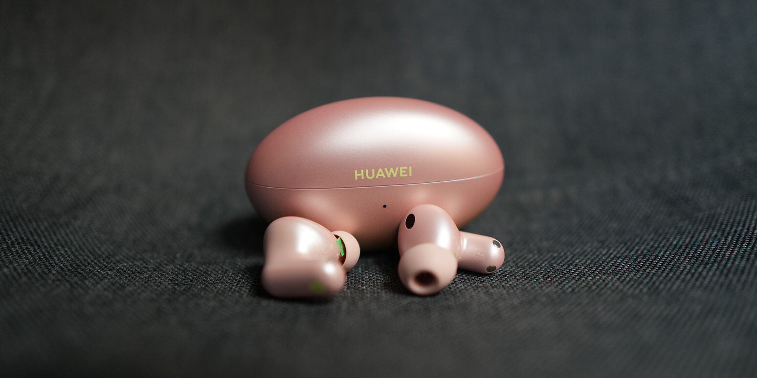 Huawei FreeBuds Neo, la nostra prova: piccole fuori, molto complete dentro