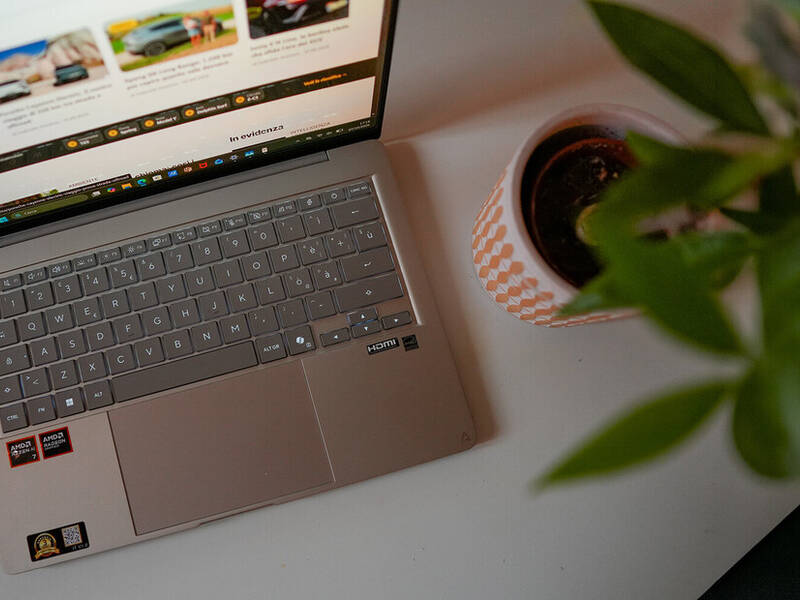 Asus Zenbook 14: silenzioso e pronto all'AI locale