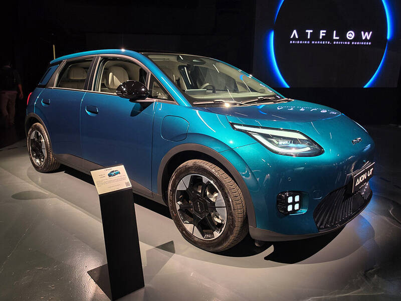 GAC arriva in Italia con due elettriche: AION UT e AION V, da 26 mila euro