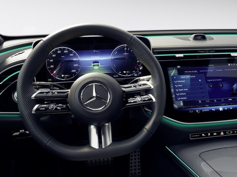 ChatGPT arriva a bordo di Mercedes 