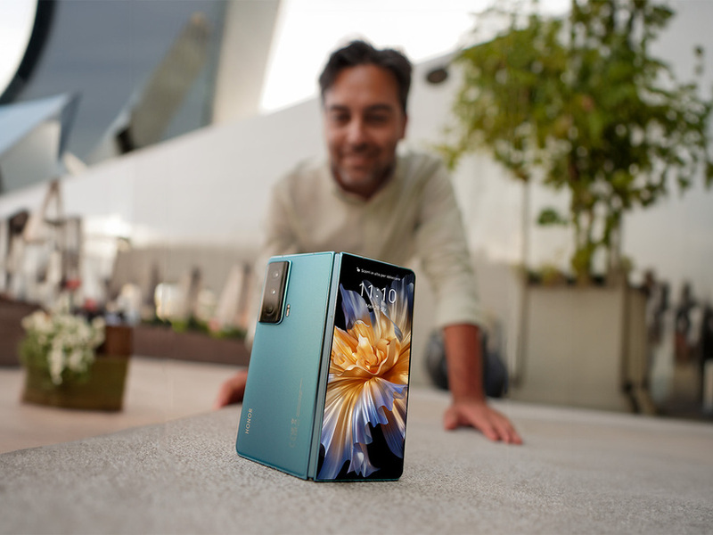 Tre vantaggi di uno smartphone pieghevole