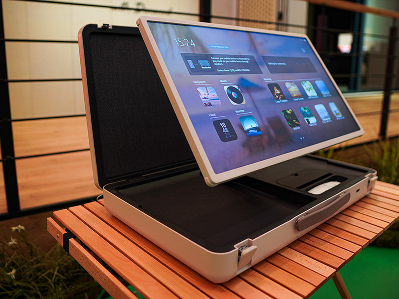 LG StanbyMe Go, il sistema hometheatre outdoor che sta in valigia