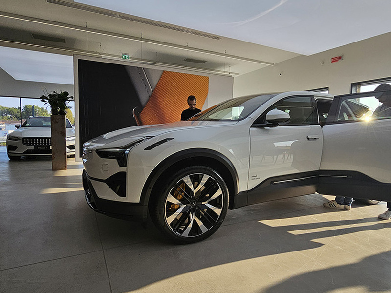 Polestar apre a MIlano il primo "Space" in Italia