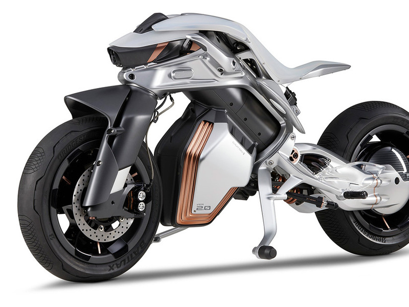 Yamaha Motoroid 2, la prima moto autonoma e senza manubrio 