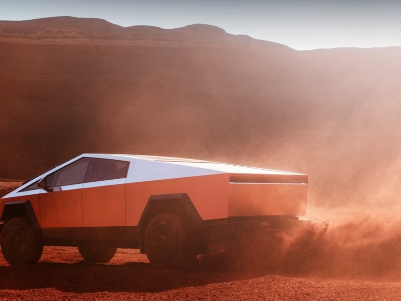 Cybertruck di Tesla è tra noi: al via le prime consegne al pubblico
