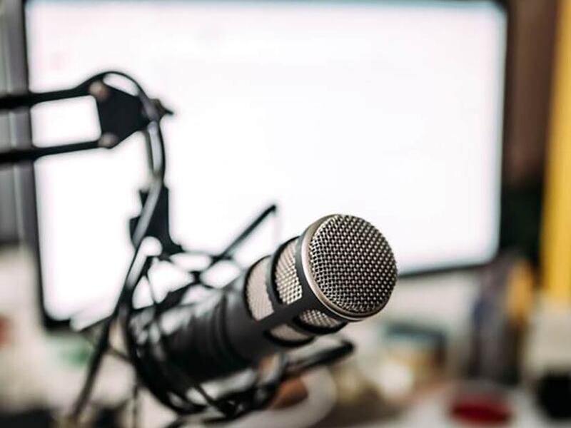 Adobe lancia il tool di "speech enhancement" per Podcast: migliorare la qualità audio non è mai stato così facile!