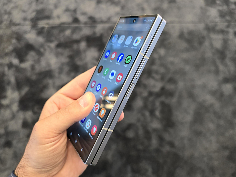 Cosa si può già fare su smartphone con l'AI generativa