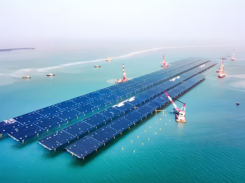 Cina, altro record: apre il più grande impianto solare galleggiante al mondo