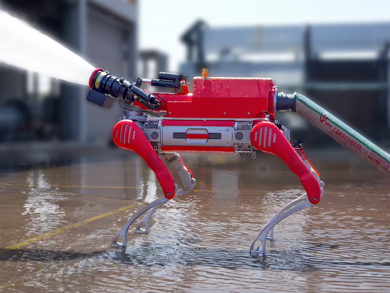 Il cane robot antincendio è realtà: la Cina lo impiega già sul campo