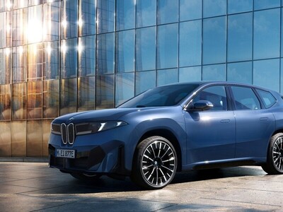 La svolta di BMW: la iX3 apre l’era Neue Klasse con 800 km di autonomia