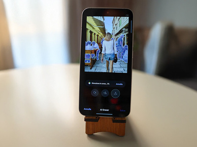 OPPO Reno 14: l’AI che “aggiusta” le foto e ti guida allo scatto giusto