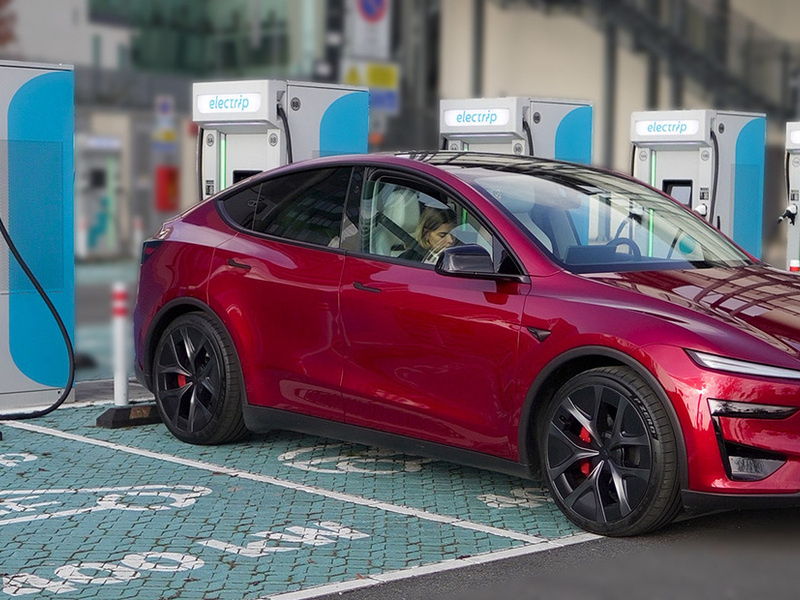 Quando la colonnina ti riconosce da sola: come funziona Autocharge di Electrip