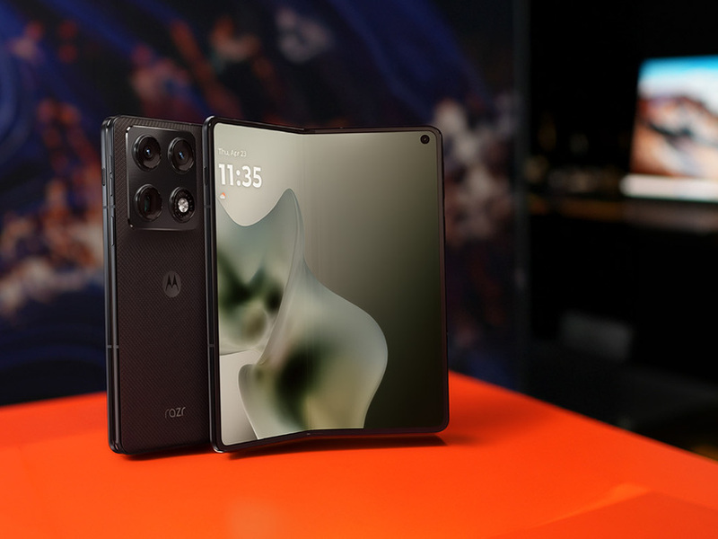 Motorola “apre” il suo Razr: al Tech World 2026 lancia il suo primo Fold