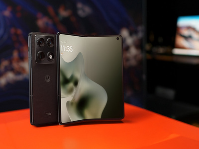 Motorola “apre” il suo Razr: al Tech World 2026 lancia il suo primo Fold
