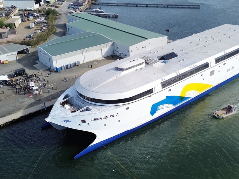 Incat 096 è la più grande nave elettrica del mondo: 40 mWh di batterie al posto dei serbatoi