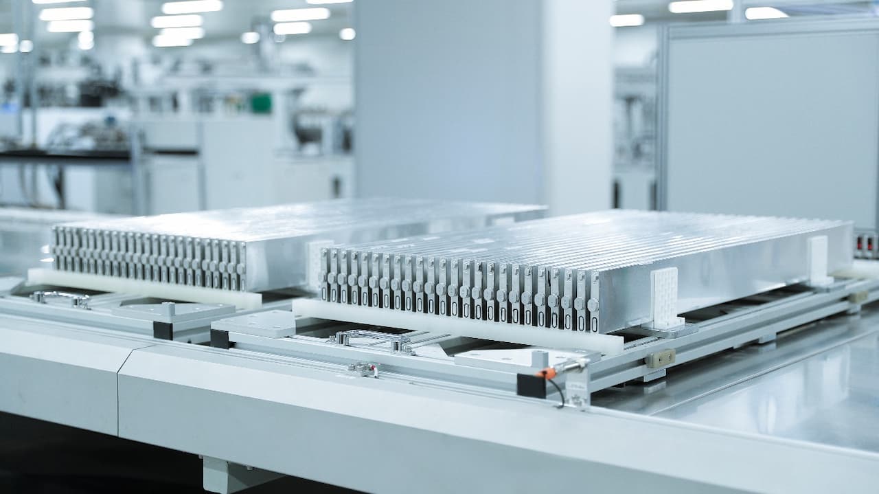 BYD porterà in Europa la ricarica da 1.500 kW: il pieno di elettroni si farà in 5 minuti