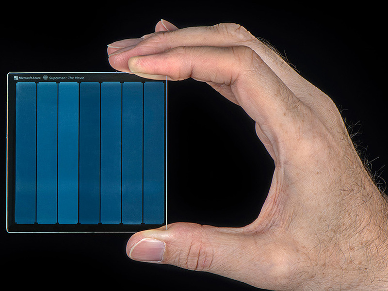 Il cloud in vetro: così Microsoft vuole azzerare i consumi dei data center con Project Silica