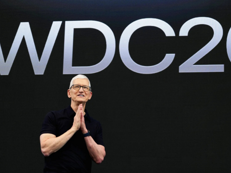 WWDC 2026: Apple ricomincia da Siri, mentre finisce l’era Cook