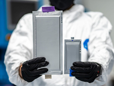 Batterie allo stato solido: cosa sono e quando arrivano