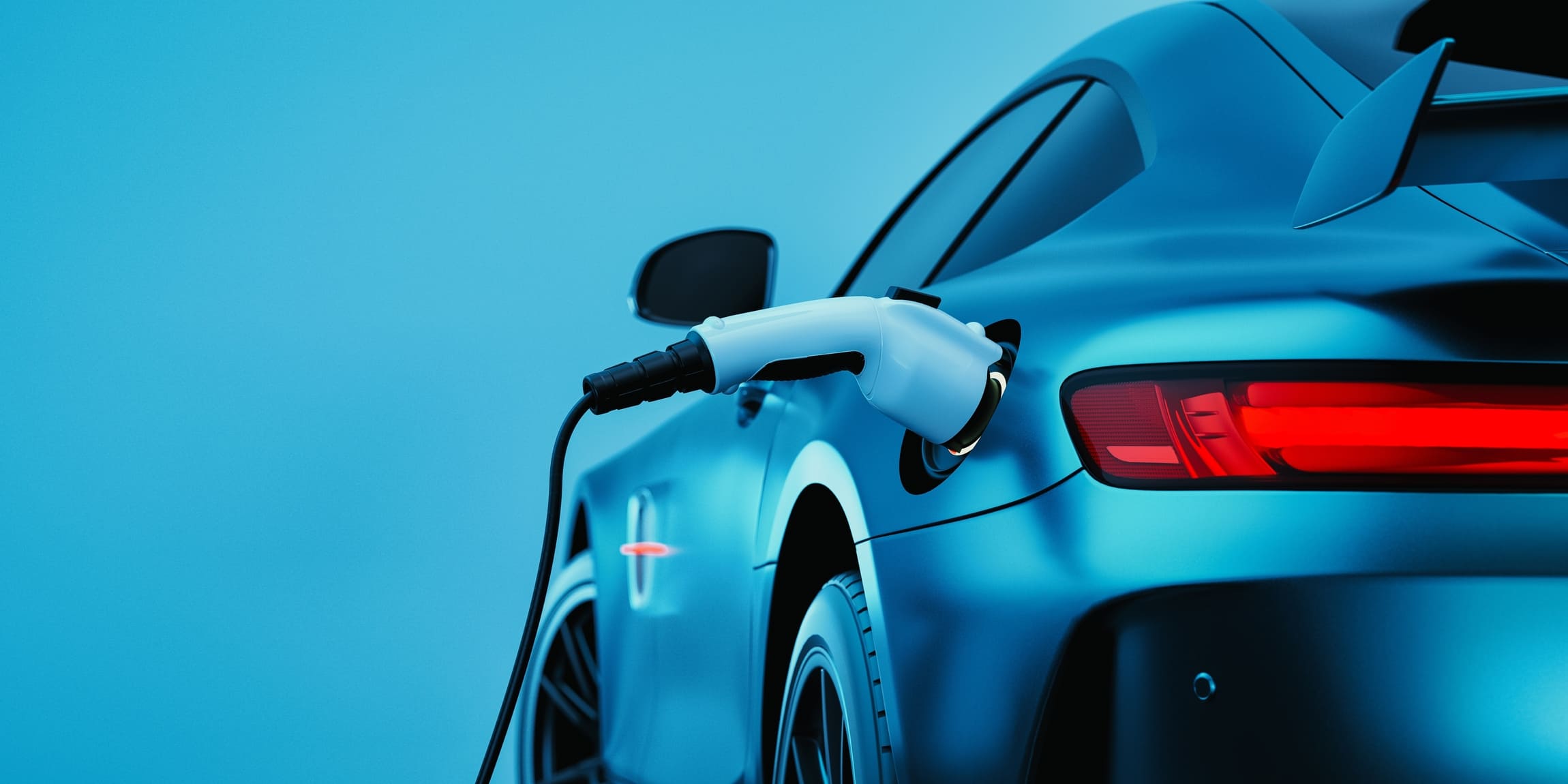 Quanto costa ricaricare l'auto elettrica in Italia, e come pagare meno