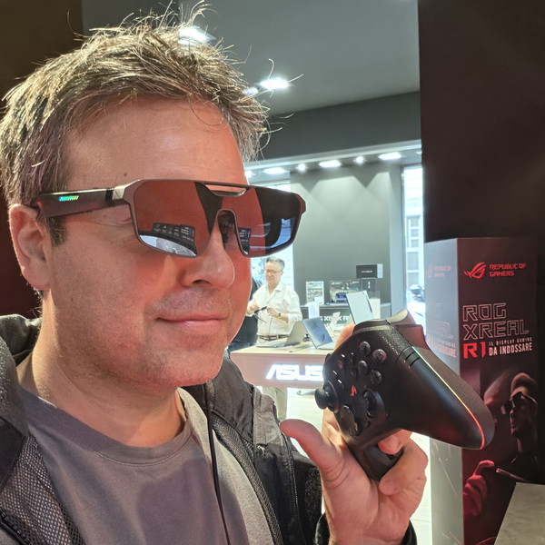 ASUS ROG XREAL R1