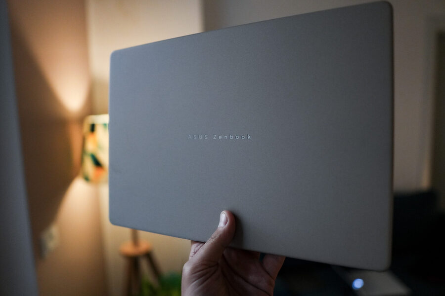 Asus Zenbook 14 AMD